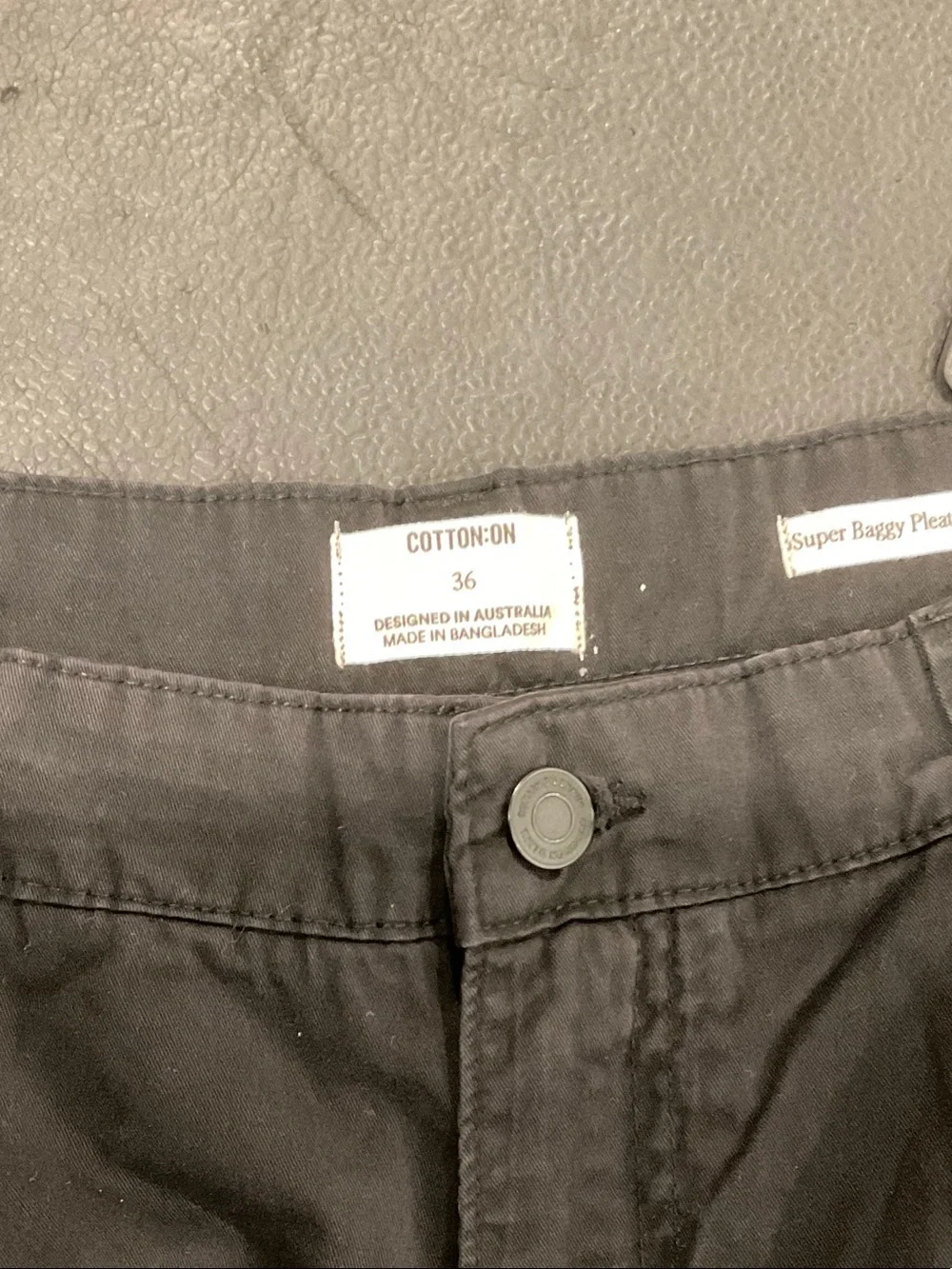 Cotton On Men's Black Super Baggy Pleated Pants